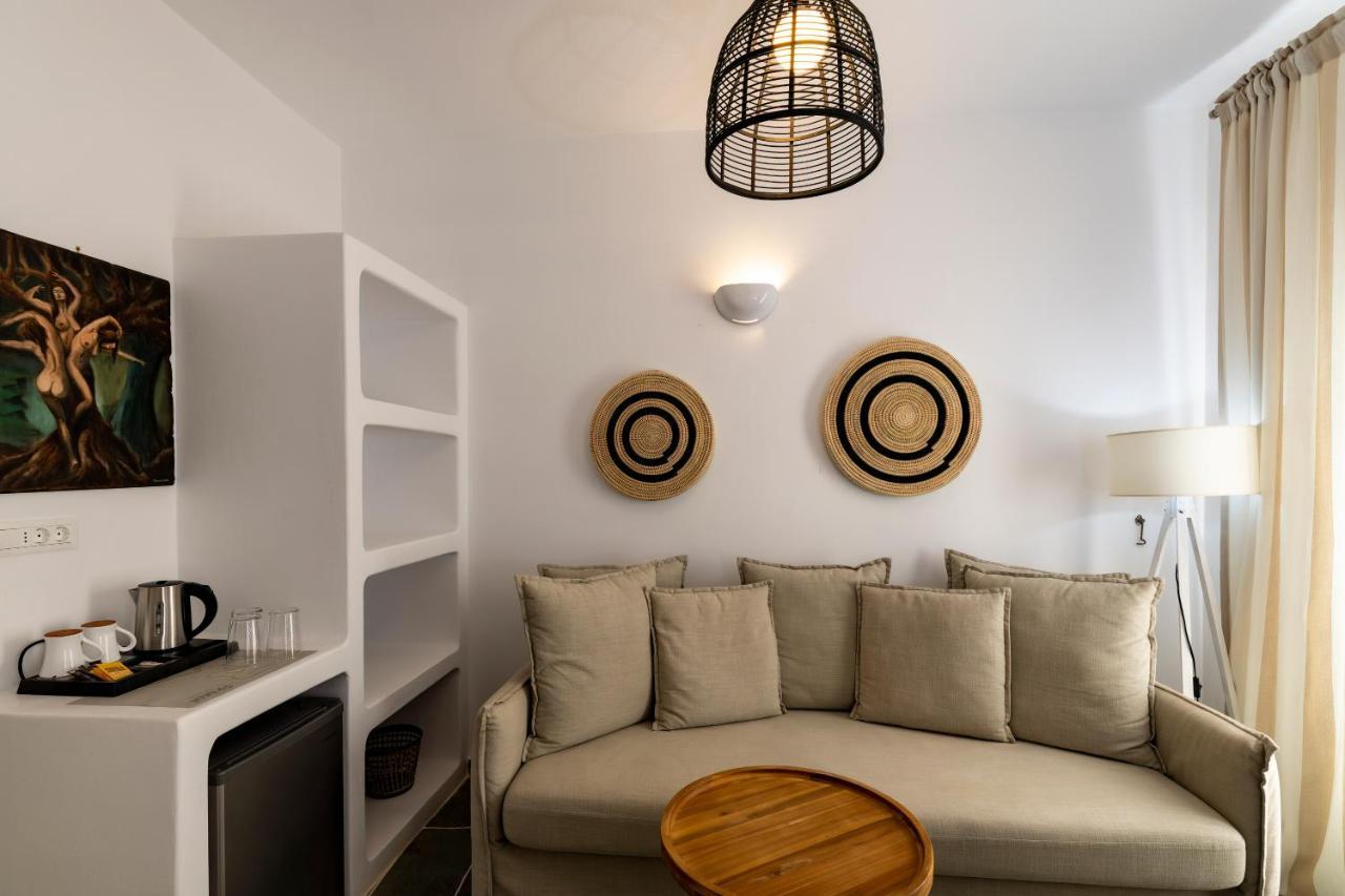Nymfes Hotel Kamares  Екстериор снимка